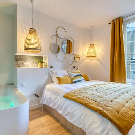 Le Jeanne D'arc, Vue Sur La Place Du Vieux Marché Appartement *