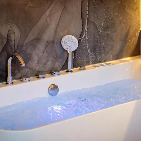 Appartement Le Jeanne D'arc, Vue Sur La Place Du Vieux Marché Rouen